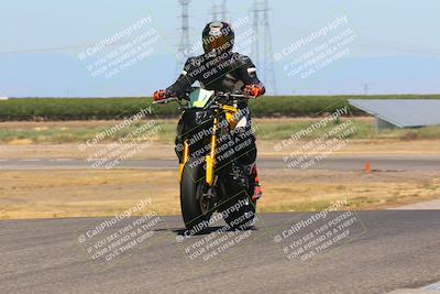 media/Jun-18-2023-Lets Ride (Sun) [[c6e4a777ea]]/C Group/240pm (Wheelie Bump)/